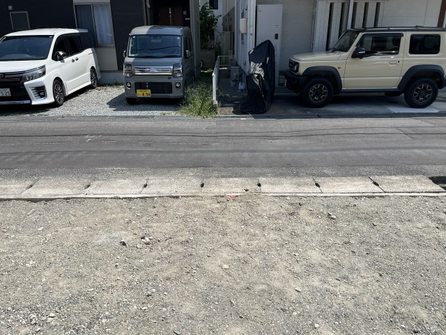 皆実6丁目15-3駐車場の駐車場写真