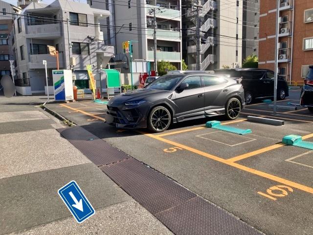 ショウワパーク北新宿4丁目の駐車場写真