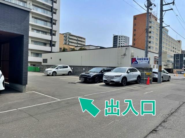 北2条東8丁目86-18 駐車場の駐車場写真