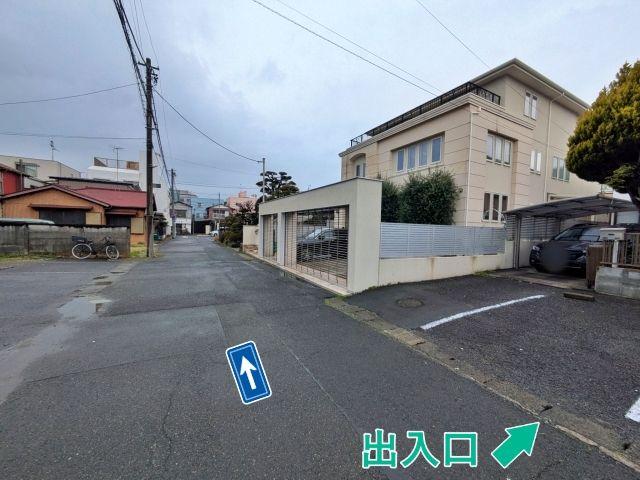 [a1695]代官町13 アキッパ駐車場【2】の駐車場写真