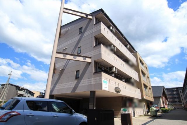 メゾン想い出橋【C320】の駐車場写真