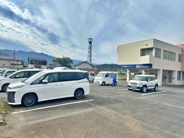 (P08)【12月2日(火)3日(水)限定】秩父夜祭_影森クリニック_駐車場の駐車場写真