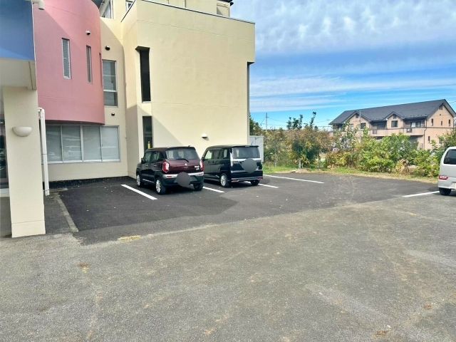 (P08)【12月2日(火)3日(水)限定】秩父夜祭_影森クリニック_駐車場の駐車場写真