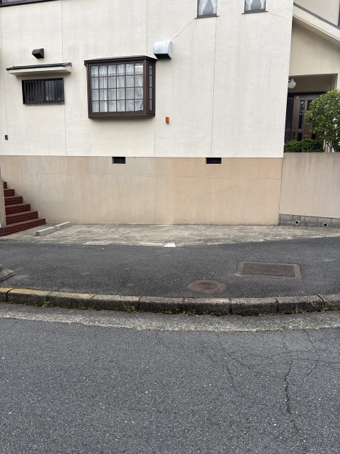 南花台4丁目21-1駐車場の駐車場写真