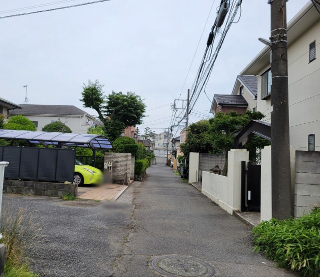 鵠沼桜が岡4-8-18駐車場の駐車場写真