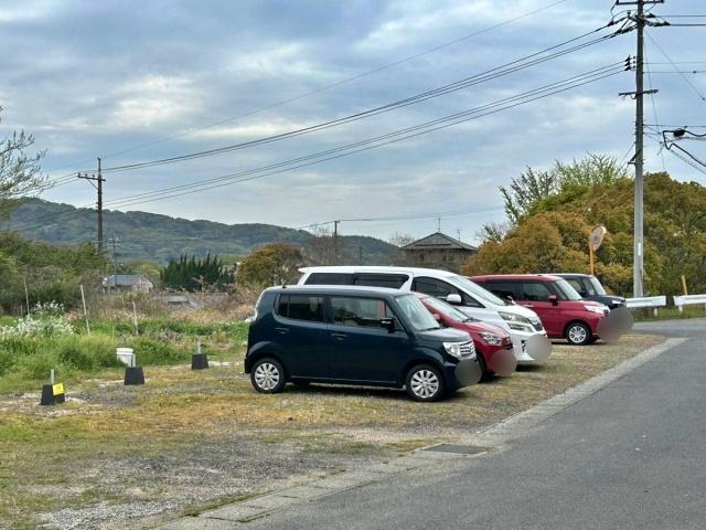 よりそい職員駐車場の駐車場写真