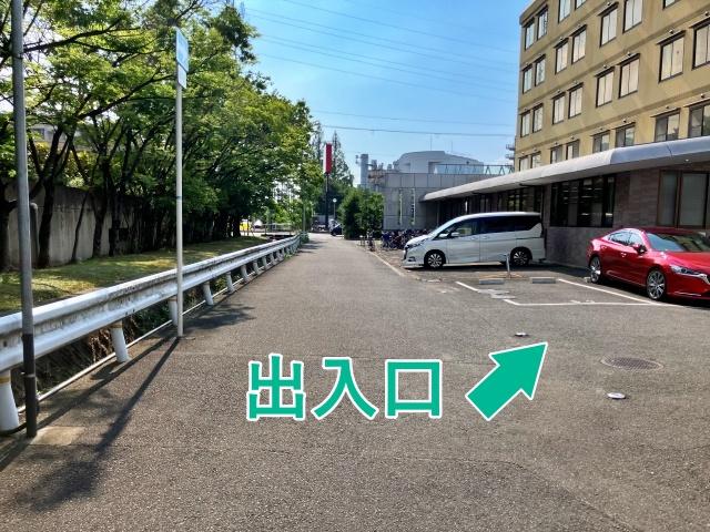医療法人仁泉会 阪奈病院 駐車場の駐車場写真