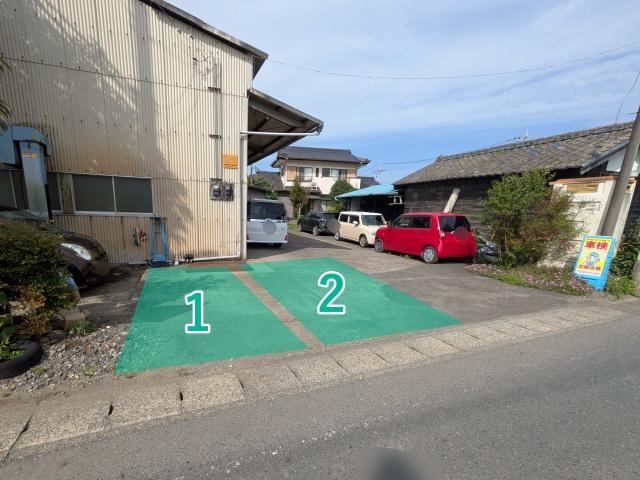 小沢自動車工業×アキッパ駐車場の駐車場写真