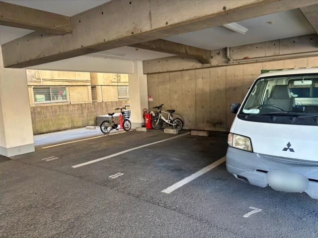 アビタシオン・ドゥ・Ｙ駐車場の駐車場写真