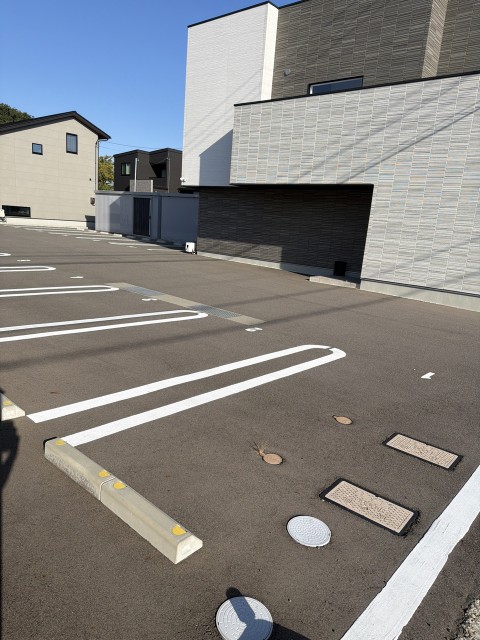 石川県金沢市浅野本町の駐車場写真