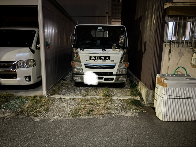24h入出庫可 千代崎１丁目駐車場  （京セラドーム大阪 大阪メトロ長堀鶴見緑地線ドーム前千代崎駅 大阪メトロ中央線 九条駅 JR大正駅  スーパー玉出九条店 松島新地  九条商店街  中華そば かどや食堂 イリコスキー製麺所 堀江オレンジストリートの駐車場写真