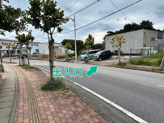 比屋根4丁目25-7駐車場の駐車場写真