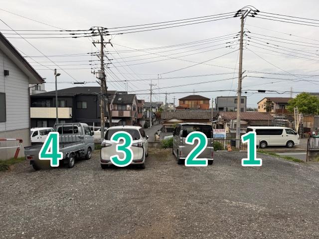 新倉3丁目11-75☆アキッパ駐車場の駐車場写真