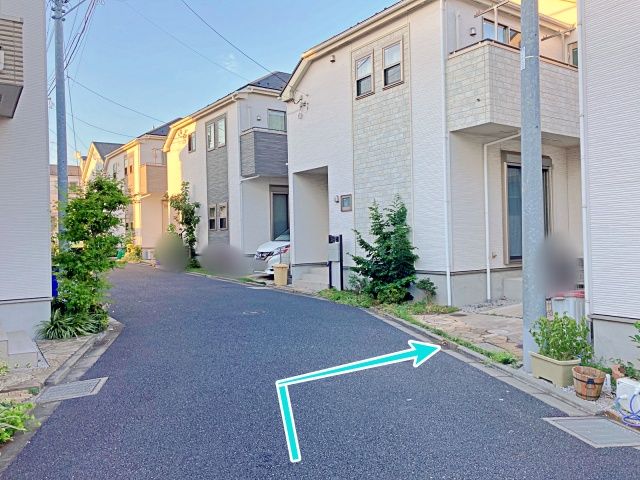 駐車場入り口周辺