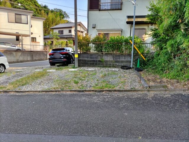 笹下6丁目駐車場スペース1の駐車場写真