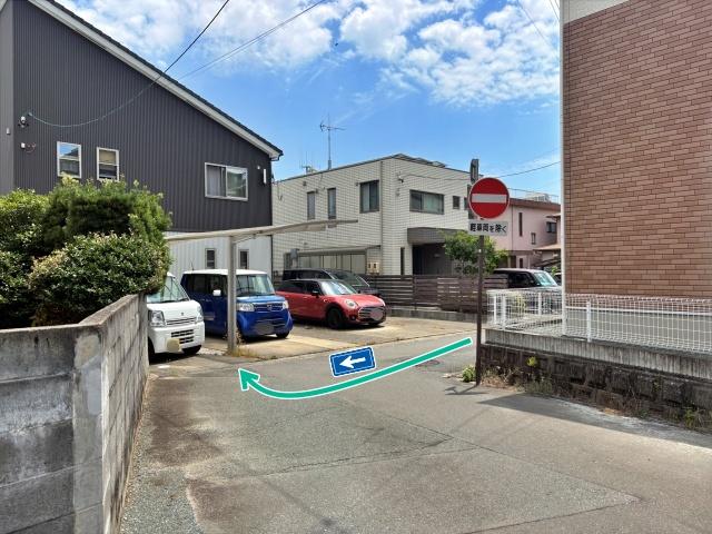 中央区萩丘4丁目13-18▽アキッパ駐車場の駐車場写真