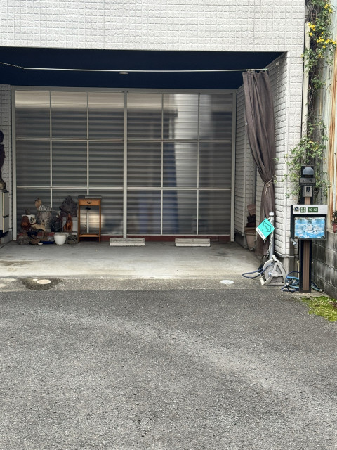 山崎邸アキッパ巽東4丁目10-43駐車場の駐車場写真