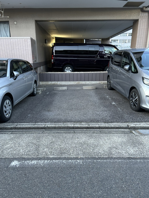 駐車場写真2