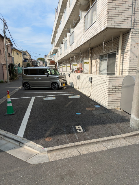 シンセリティヤソキチ3rd駐車場No.9の駐車場写真