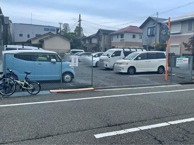 駐車場写真2