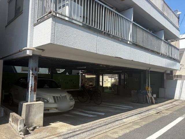 駐車場写真2