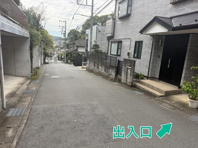 [b0f76]船越町6丁目☆個宅アキッパ駐車場の駐車場写真