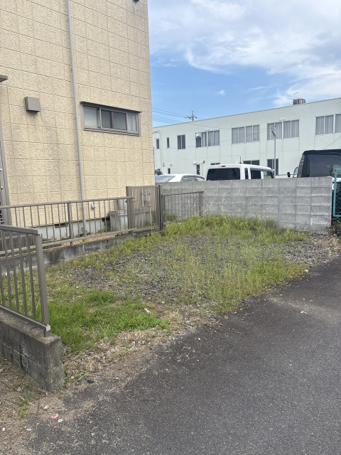 上浜町1丁目301駐車場の駐車場写真