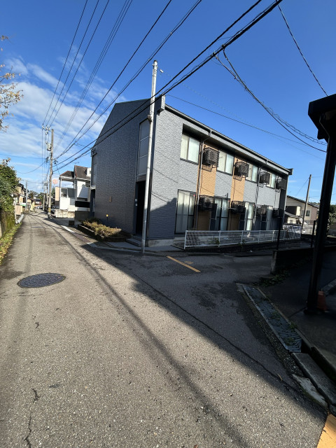 兼六園から徒歩6分の駐車場写真