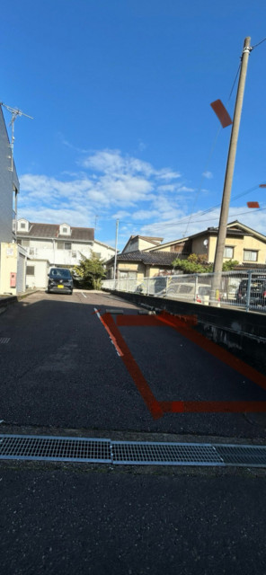 兼六園から徒歩6分の駐車場写真