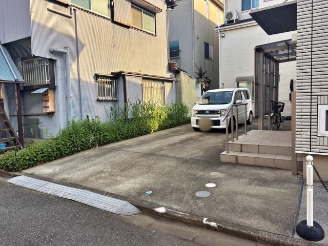 [b1fcd]幸区古市場1丁目 個宅アキッパ駐車場の駐車場写真