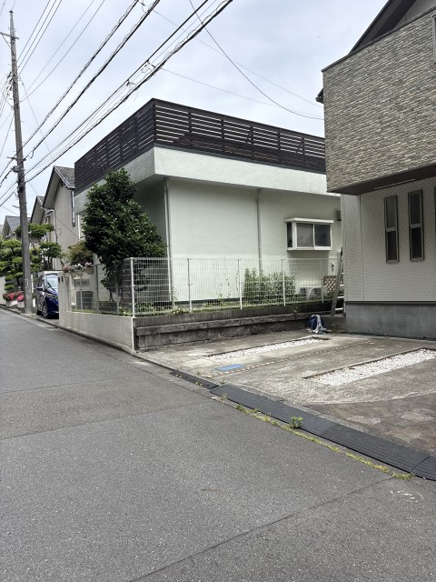 金程3丁目の駐車場写真
