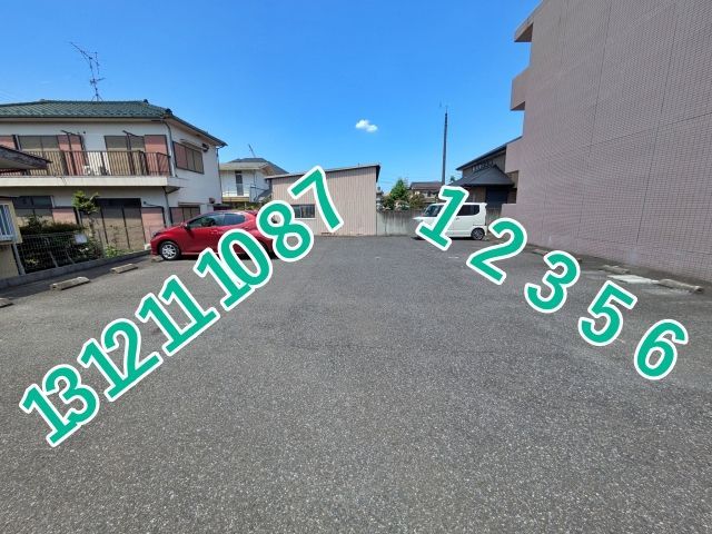 コンフォールサクラ×アキッパ駐車場の駐車場写真