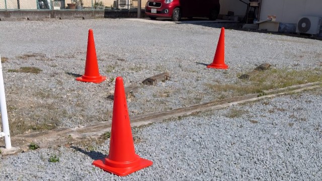 旧青梅街道・小原西松ぼっくり駐車場【自動車＆バイク】の駐車場写真
