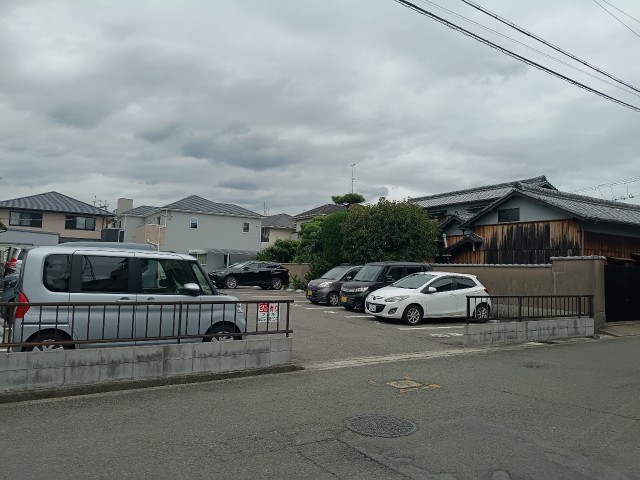 稲田ガレージⅢの駐車場写真