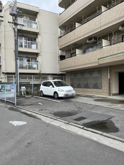 ルメン道後の駐車場写真
