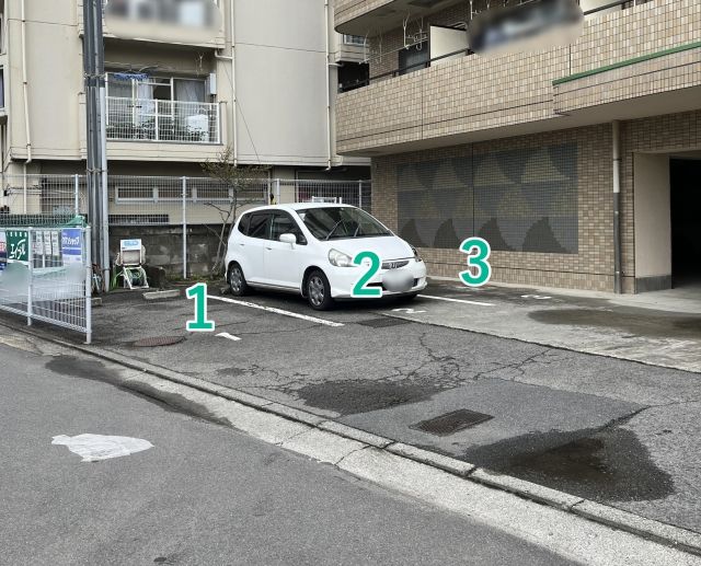 ルメン道後の駐車場写真