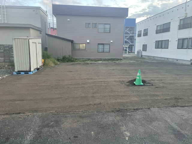 新橋コーポ駐車場2の駐車場写真