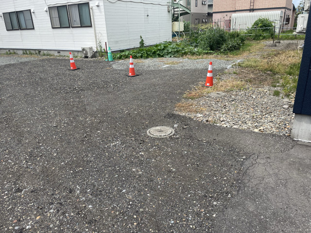 新橋コーポ駐車場2の駐車場写真