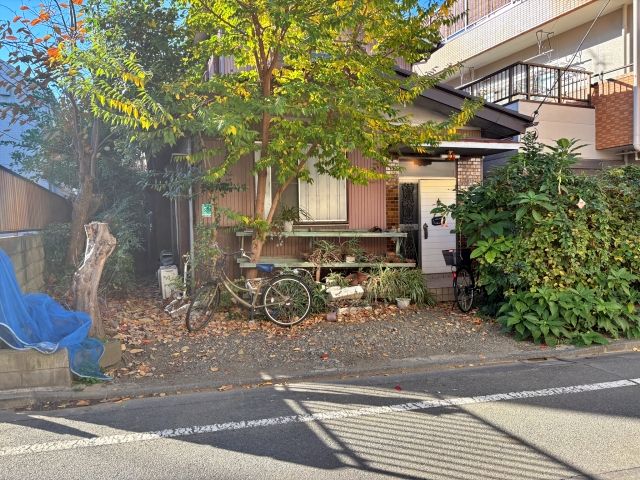 [b39a6]本羽田1丁目12 個宅アキッパ駐車場の駐車場写真