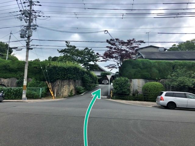 辻ガレージの駐車場写真