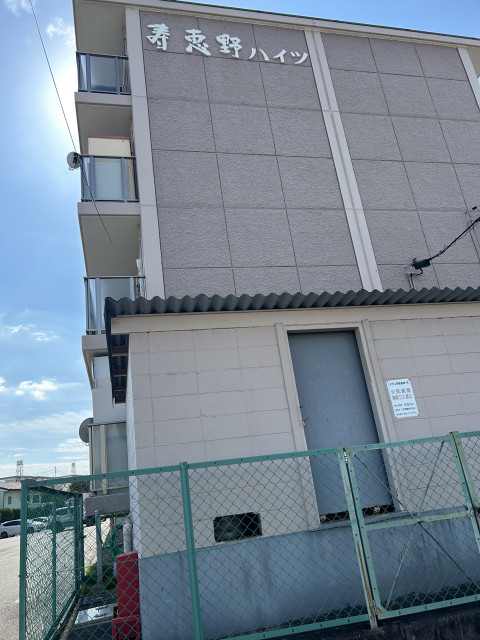 寿恵野ハイツ　27番の駐車場写真