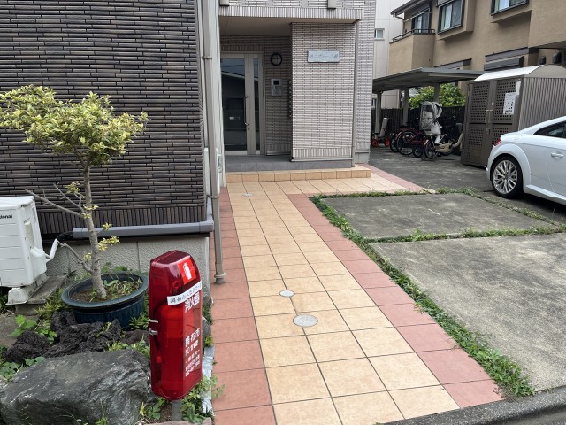 ユニヴェール華駐輪場の駐車場写真