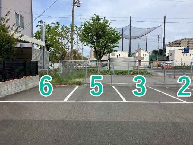 浜田町1-3駐車場の駐車場写真