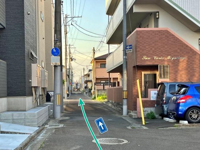 宮千代3丁目5-9駐車場の駐車場写真