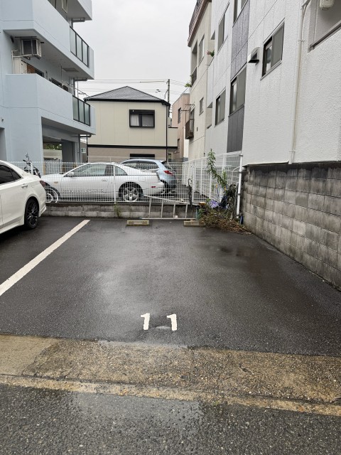 駐車場写真2
