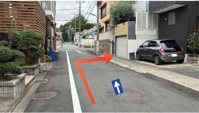 上用賀4丁目9-12駐車場の駐車場写真
