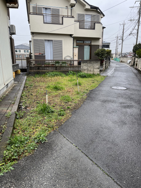 作草部町919-8駐車場.三角系の土地の駐車場写真