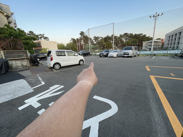 長興寺南4丁目3駐車場　25番の駐車場写真