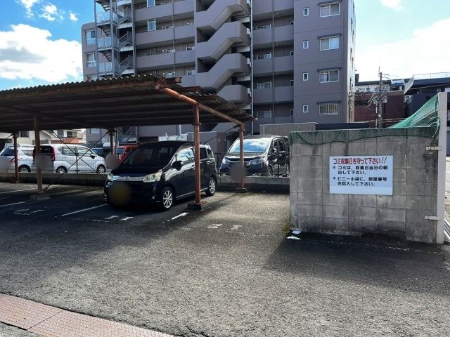 駐車場写真2