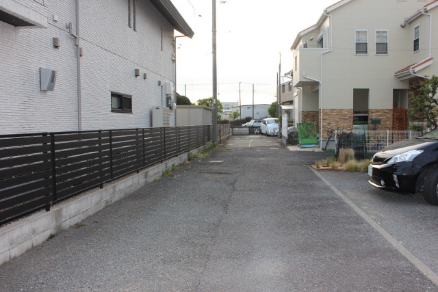 ジャイアント自転車店奥の駐車場の駐車場写真